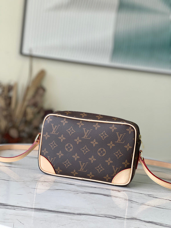 BC - LOUIS VUITTON BAGS - 1136 Online now