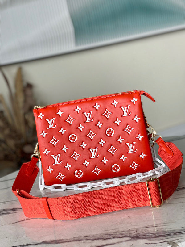 BC - LOUIS VUITTON BAGS - 1082 For Sale