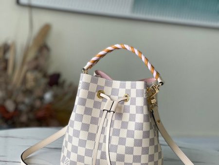 BC - LOUIS VUITTON BAGS - 1194 For Sale