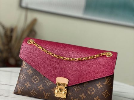 BC - LOUIS VUITTON BAGS - 1102 For Sale